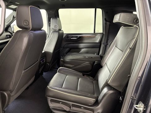Certified 2025 Chevrolet Suburban Premier AWD/4WD image 29