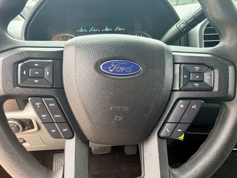 Used 2016 Ford F150 XLT RWD image 21