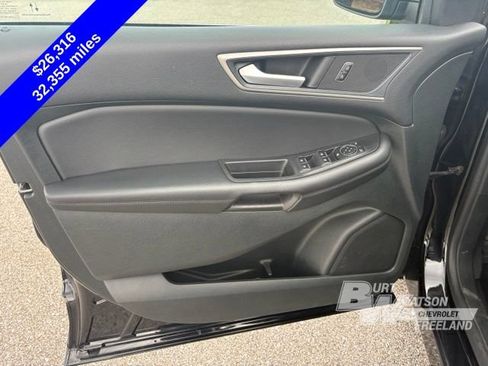 Used 2024 Ford Edge SEL AWD/4WD image 10