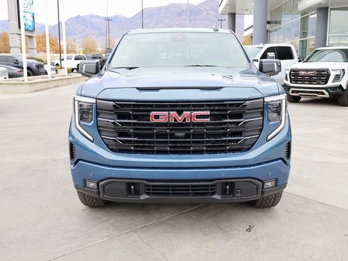 New 2026 GMC Sierra 1500 Elevation w/ Elevation Premium Package image 9
