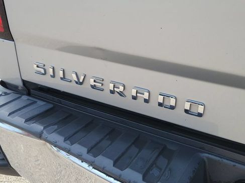 Used 2018 Chevrolet Silverado 1500 LT RWD image 8