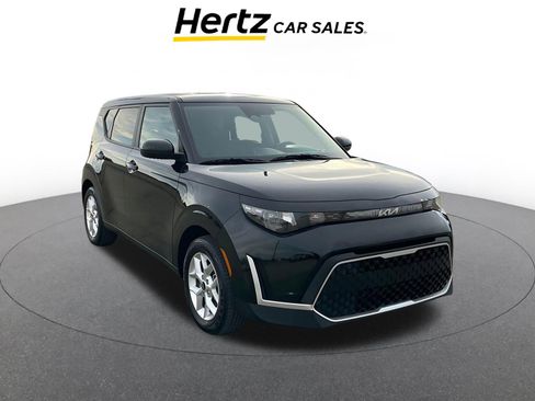 Used 2025 Kia Soul LX w/ LX Technology Package image 1