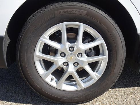 Certified 2022 Chevrolet Equinox LS w/ LS Convenience Package image 25