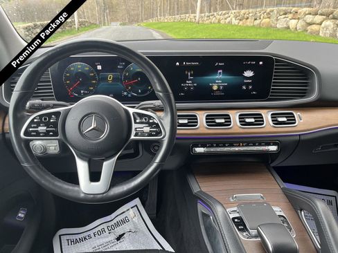 Used 2020 Mercedes-Benz GLE 350 4MATIC image 4