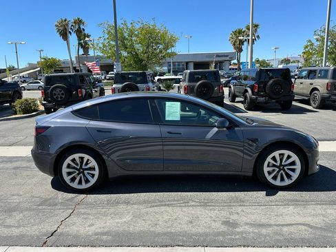 Used 2023 Tesla Model 3 Standard Range RWD image 9