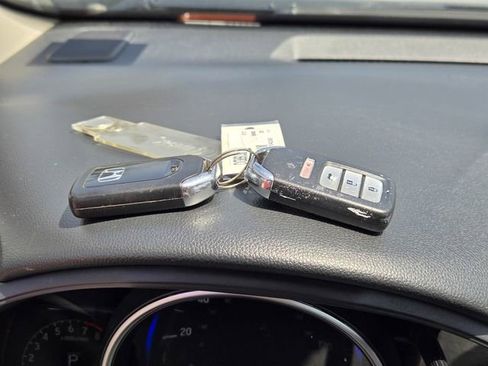 Used 2020 Honda Fit EX image 21