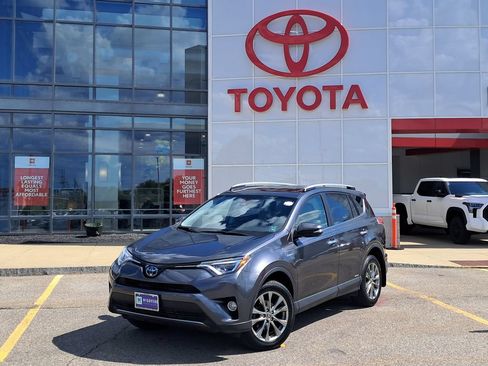 Used 2017 Toyota RAV4 Limited w/ Carpet Mat Package AWD/4WD image 1