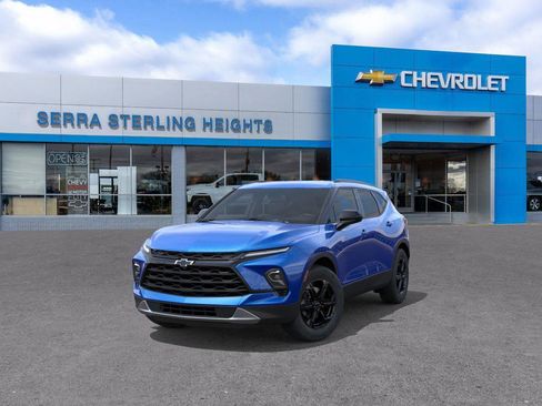 New 2025 Chevrolet Blazer LT w/ Convenience Package image 8