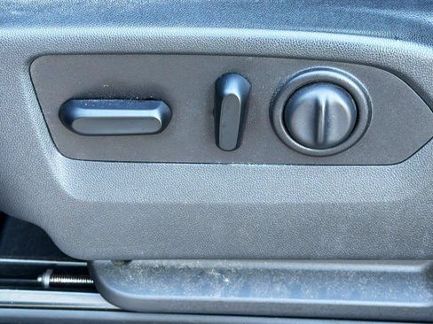 Used 2020 GMC Sierra 3500 Denali w/ Denali Ultimate Package AWD/4WD image 27