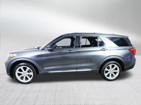 Used 2020 Ford Explorer Platinum w/ Premium Technology Package AWD/4WD image 4