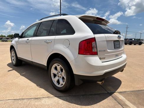 Used 2011 Ford Edge SEL w/ 202A Rapid Spec Order Code FWD image 12