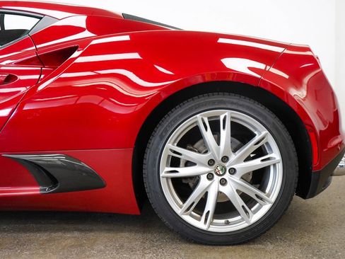 Used 2016 Alfa Romeo 4C Coupe w/ Convenience Group - Coupe RWD image 10