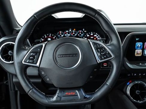 Used 2016 Chevrolet Camaro SS RWD image 24