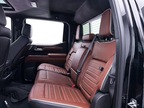 Used 2024 GMC Sierra 1500 Denali Ultimate AWD/4WD image 42