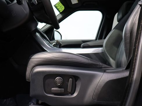 Used 2020 Land Rover Range Rover Sport HST image 36