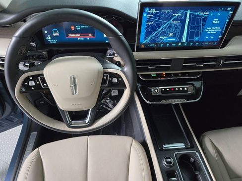 New 2026 Lincoln Corsair Reserve w/ Jet Appearance Package image 23