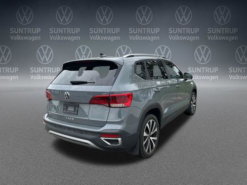 Used 2023 Volkswagen Taos SE FWD image 37