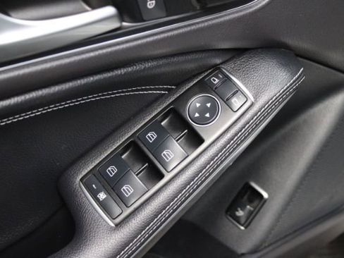 Used 2015 Mercedes-Benz CLA 250 4MATIC image 11