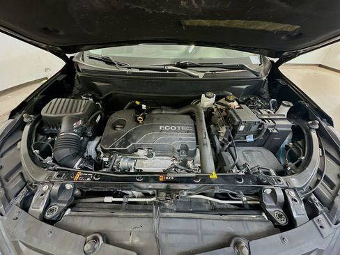 Used 2021 Chevrolet Equinox LT image 35