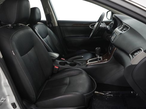 Used 2015 Nissan Sentra SL w/ SL Premium Package image 10