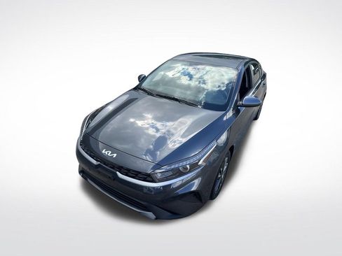 Certified 2023 Kia Forte LXS FWD image 30