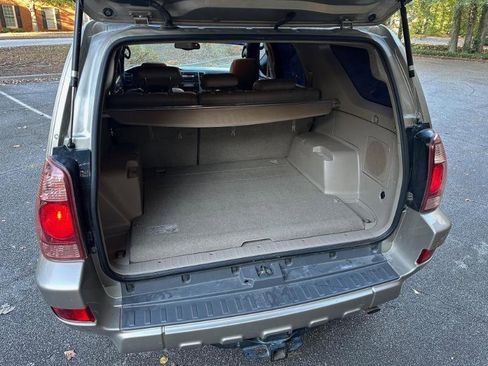 Used 2005 Toyota 4Runner Limited image 12