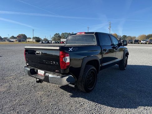 Used 2017 Toyota Tundra SR5 image 5