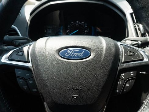 Used 2023 Ford Edge SEL AWD/4WD image 21