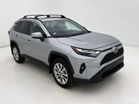 Used 2025 Toyota RAV4 XLE Premium w/ Weather Package image 2