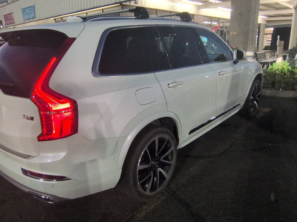 Used 2019 Volvo XC90 T6 Inscription w/ Luxury Package AWD/4WD image 3
