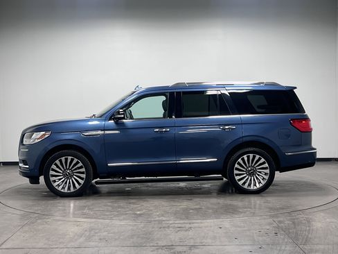 Used 2019 Lincoln Navigator Reserve image 5