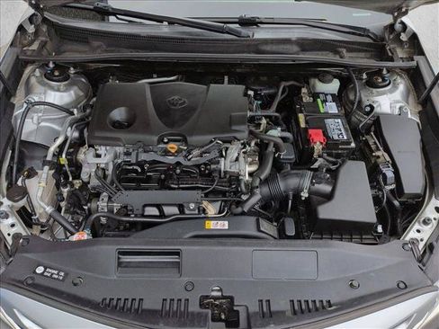 Used 2019 Toyota Camry SE FWD image 27