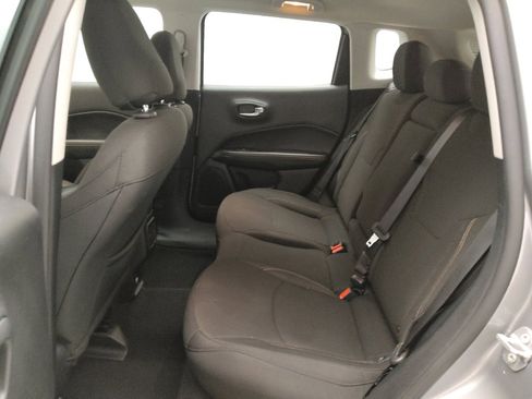 Used 2020 Jeep Compass Sport w/ Safety & Security Group image 18