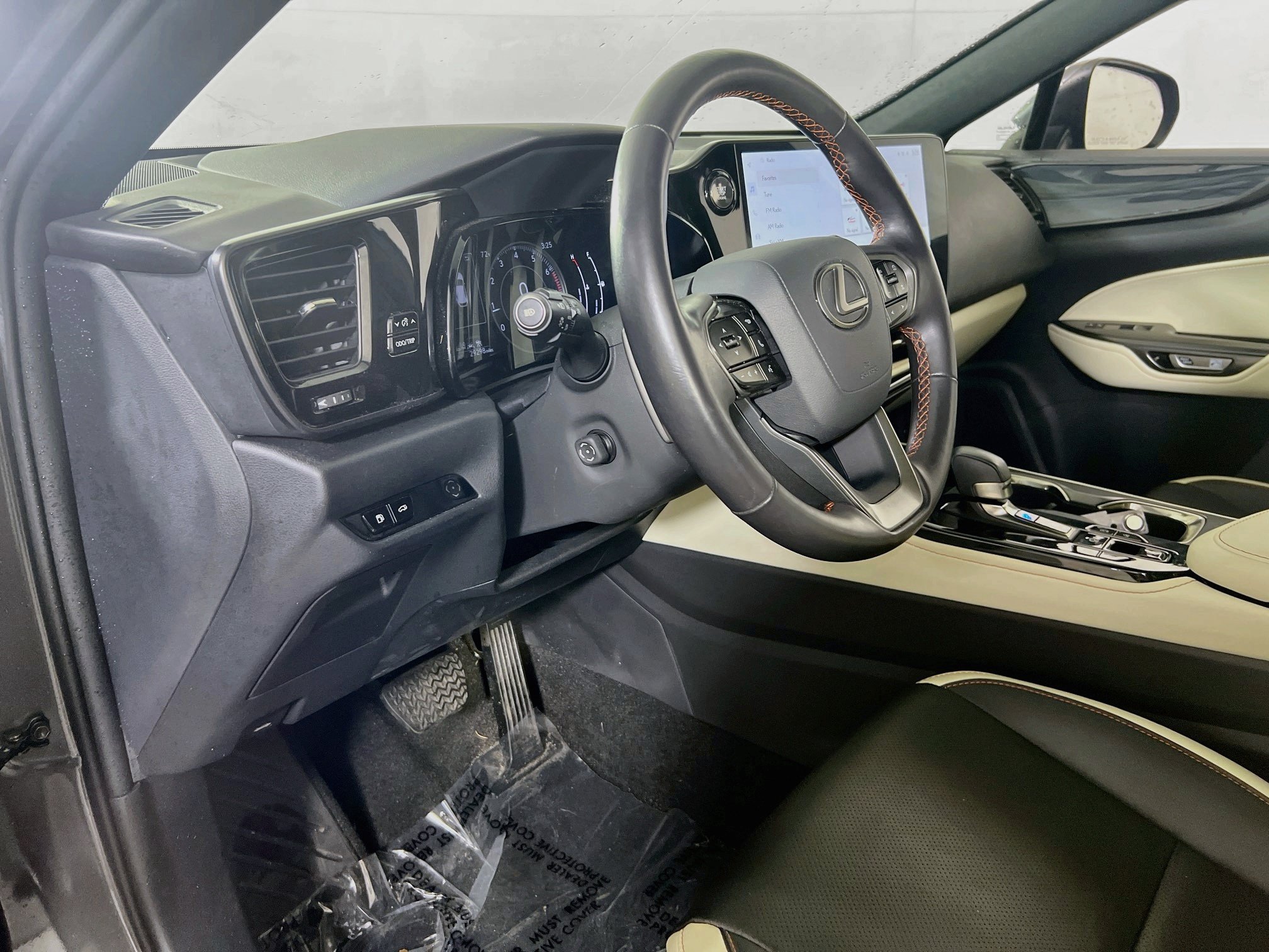 Used 2024 Lexus NX 350 AWD image 9