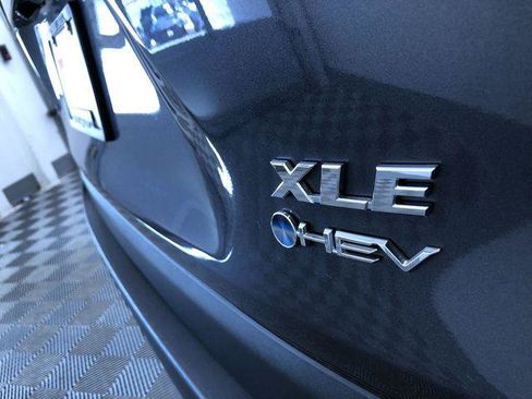 Certified 2025 Toyota RAV4 XLE AWD/4WD image 15