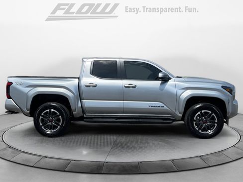 Certified 2024 Toyota Tacoma TRD Sport image 10