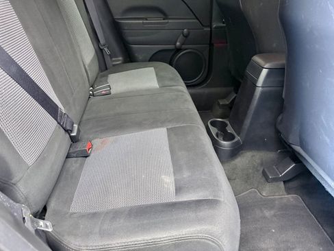 Used 2016 Jeep Patriot Sport image 14