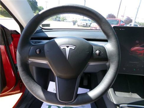 Used 2023 Tesla Model 3 Standard Range image 6