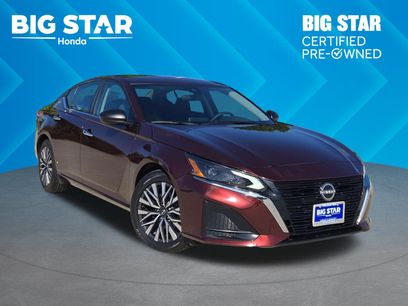 Used 2025 Nissan Altima 2.5 SV