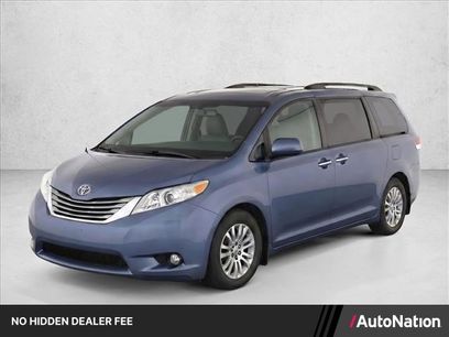 Used 2014 Toyota Sienna XLE w/ Preferred Accessory Package
