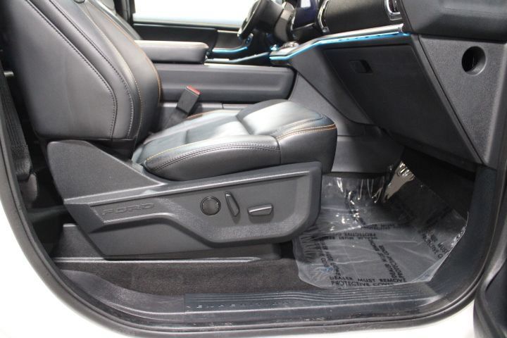 Used 2025 Ford Expedition Tremor AWD/4WD image 29