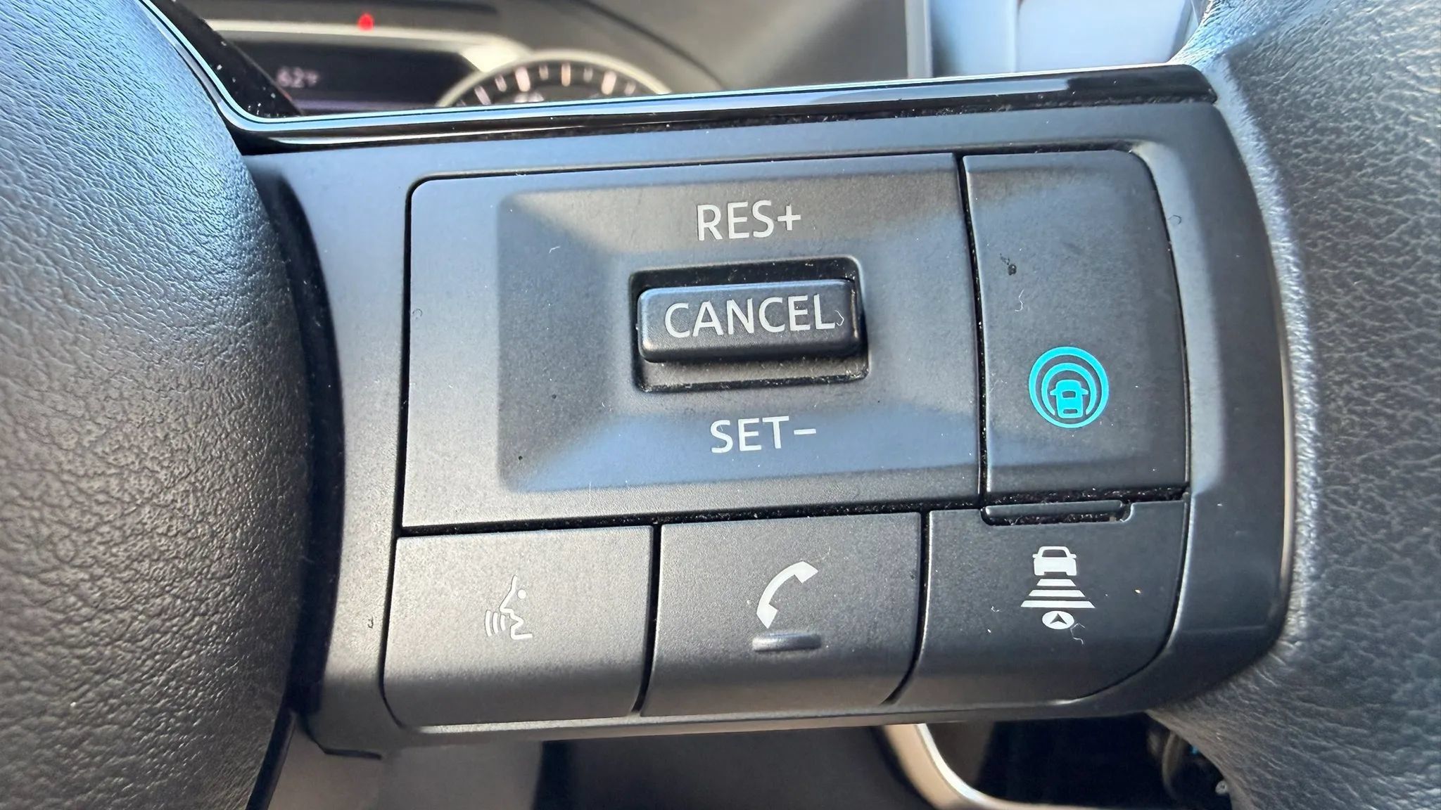 Used 2021 Nissan Rogue SV AWD/4WD image 20