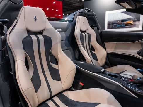 Certified 2023 Ferrari 812 GTS RWD image 52