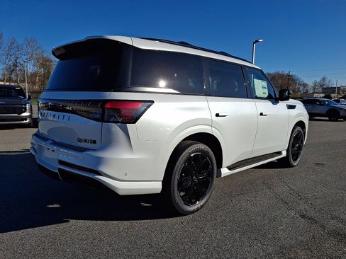 New 2026 INFINITI QX80 4WD image 4