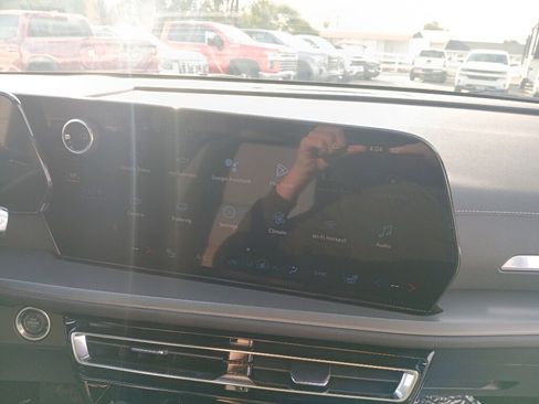 New 2026 Chevrolet Traverse LT image 26