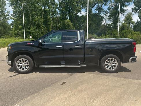 Used 2019 Chevrolet Silverado 1500 LTZ w/ LTZ Plus Package AWD/4WD image 2