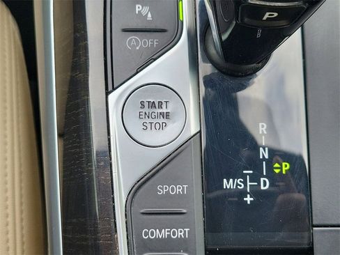 Used 2019 BMW 330i xDrive Sedan w/ Premium Package image 23