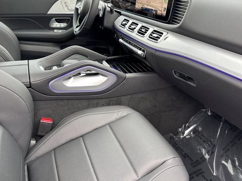 New 2026 Mercedes-Benz GLE 450e 4MATIC image 16