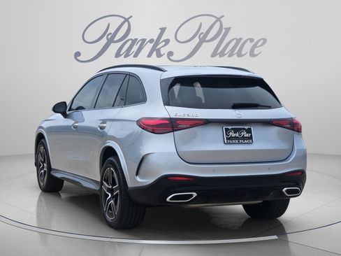 Certified 2026 Mercedes-Benz GLC 300 image 3