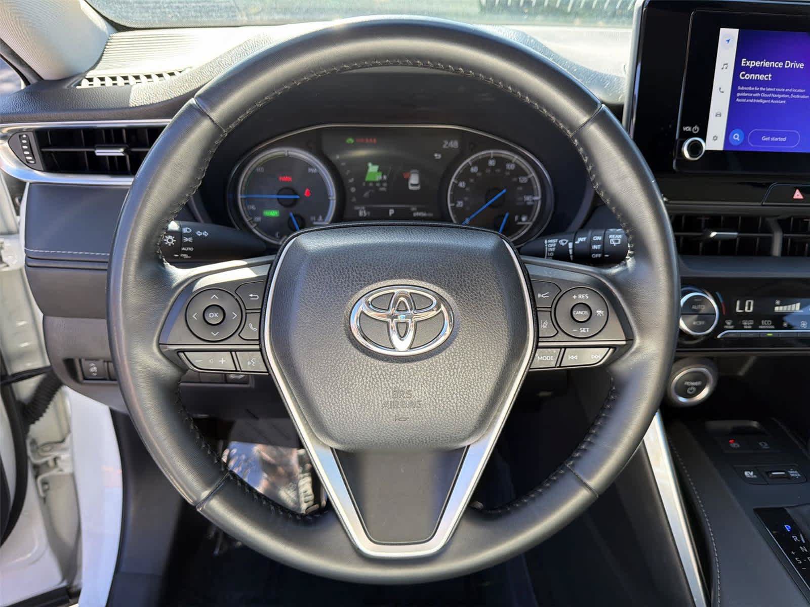 Used 2023 Toyota Venza LE AWD/4WD image 16